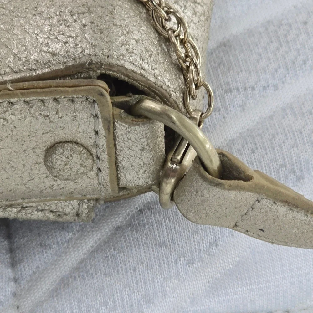 Botkier Metallic Champagne Leather Crossbody Bag‎ Chain Handle Turnlock Closure